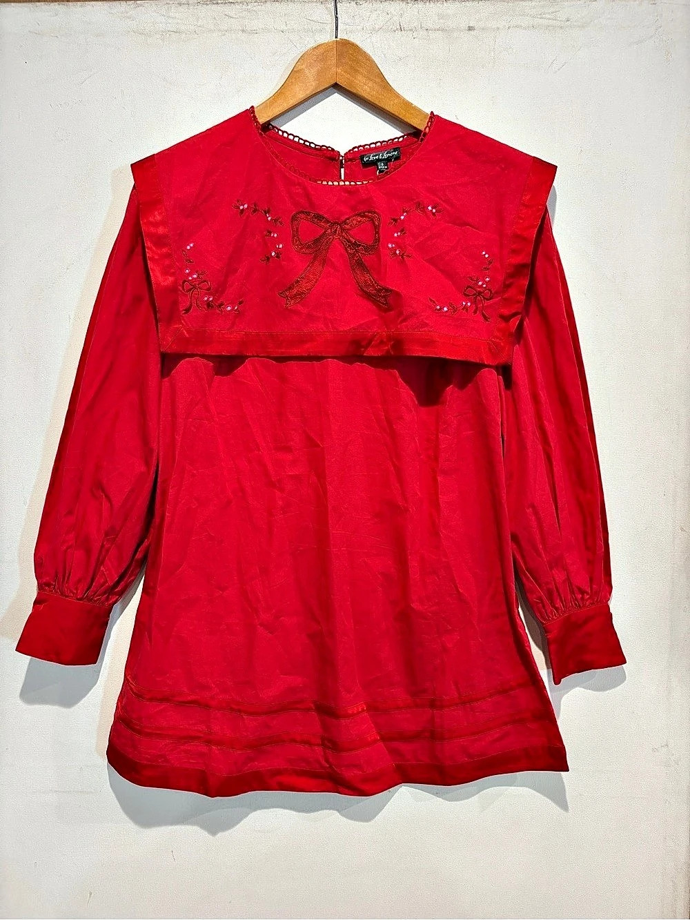 $269 NWT For Love & Lemons Embroidered Bow Mini Dress in Red Sz Small